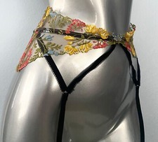 Victoria's Secret Nwt Dream Angels Embroidered Floral Garter Belt M / L