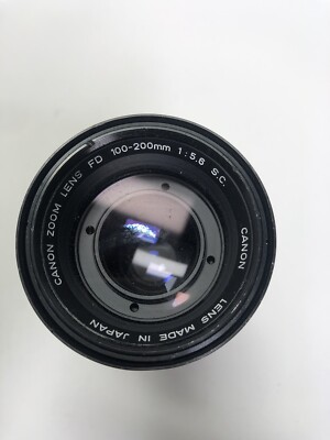 Canon FD Zoom 100-200mm 1:5.6 S.C. Lens W/ Caps & Filter Canon FD Zoom 100-200mm 1:5.6 S.C. Lens W/ Caps & Filter