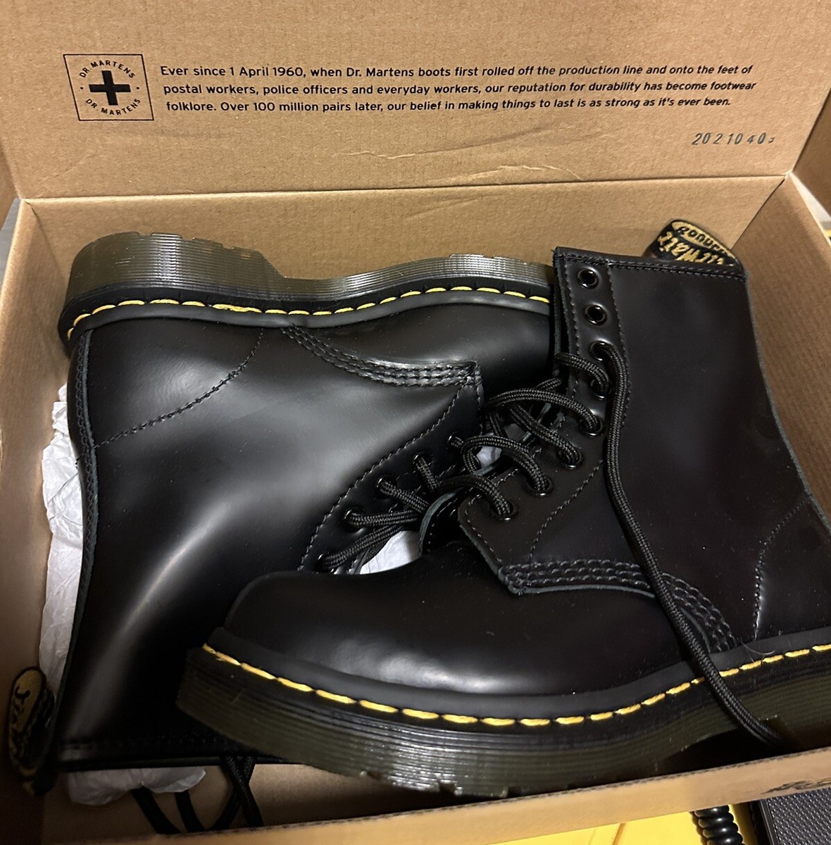 Dr. Martens 1460 W Lace Up Black Leather Boots Shoes Doc  display picture 1