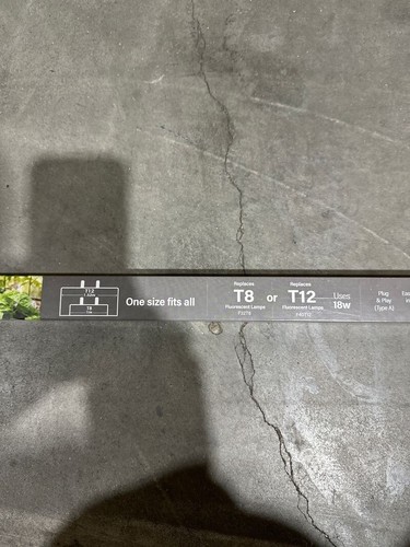 Feit Electric T48/GROWFSLEDG2 20W 2208 Lumens T8/T12 Plug & Play LED Lamp 48 in. - Picture 3 of 4