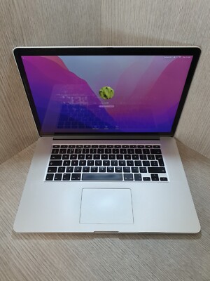 Apple MacBook Pro A1398 15,4'' i7 @ 2,2GHz 16GB 250GB SSD Mid 2015 Grade C ED2703
