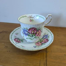 Queens Bone China April Sweet Pea Teacup & Saucer Floral Design England 