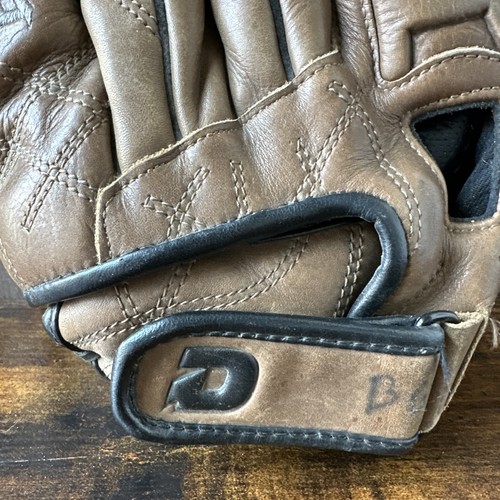 Demarini Diablo Baseball Softball Handschuh 13 Zoll Rechtshand Wurf braun AO725 - Bild 3 von 7
