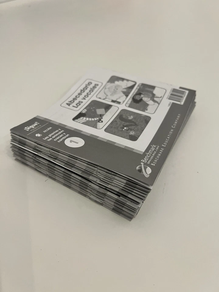 Benchmark Education Spanish Reading Phonics Mini Books Lot of 26ct 1st-4th grade - Image 3 of 4