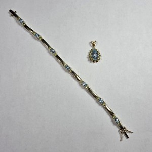 Authentic Gold Plated Sterling Silver Blue Topaz Peridot Line Link Bracelet & Pendent Set