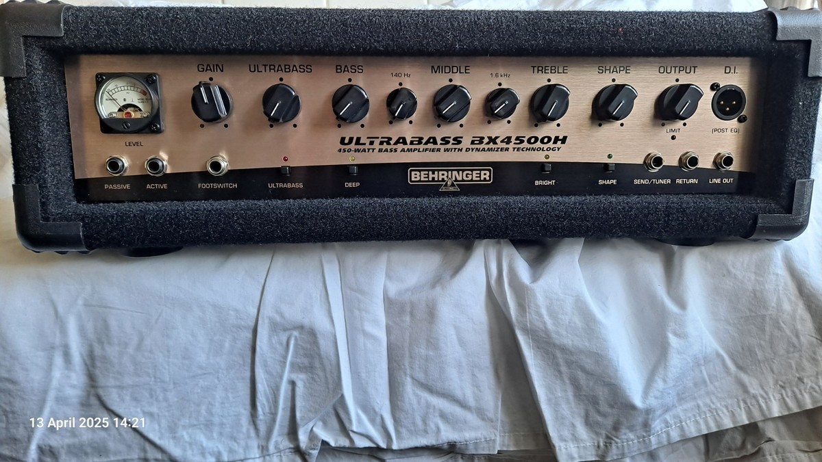 Behringer Ultrabass BX4500H Bass Guitar AMP with FITTED CASE