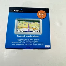 Garmin Nuvi 750 Automotive Mountable Portable GPS Navigator Complete W/Box