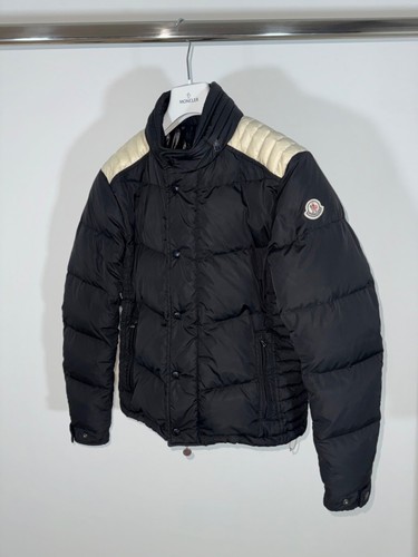 Moncler Jacket Austin Size 3 (M/L) Black - Picture 2 of 13