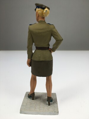 Figurine Plomb Lt. Lilya Litvasky - Le Grand Duc - Yann Et Romain Hugault - Pixi