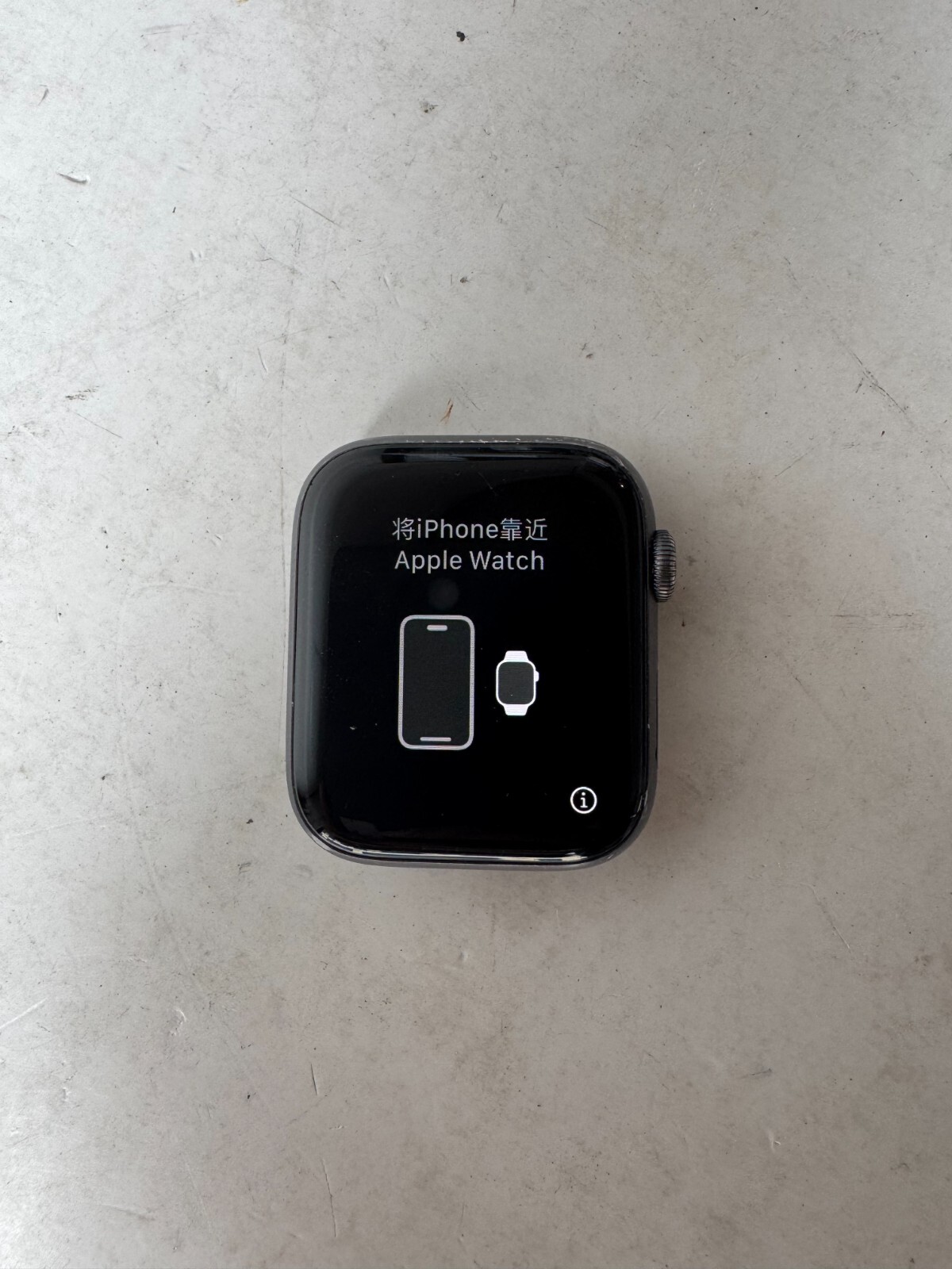 Apple iPhone Smartwatch Series 5 44mm Space Gray Aluminum Case without Straps