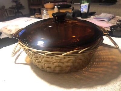 Vintage Anchor Hocking Fire King 1.5 Qrt Covered Casserole Dish 437 W Basket