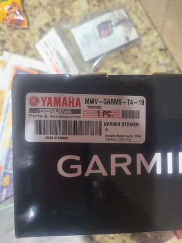 Garmin Striker 4 Yamaha FX 3.5" Fishfinder GPS Chirp Sonar MWV-GARMS-T4-19 - Picture 5 of 11