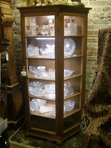 ANTIQUE OAK ARMOIRE VITRINE SHOWCASE,THREE DOOR ILLUMINATED  RARE 6 SHELVES