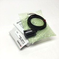 Keyence FT-50AWP Digital Infrared Temperature Sensor 12-24VDC, PNP, 4-20mA