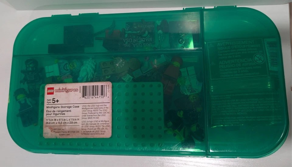 LEGO Minifigures Series 11 Complete Set Of 16 Figures With Storage Case - Image 3 of 3