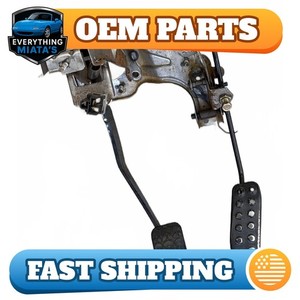 1999-2005 Mazda Miata OEM Brake Pedal Assembly Gas/Brake Used 7454-SC