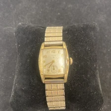 Elgin Vintage Men’s Watch 17 Jewels 683 Runs Needs Cleaning