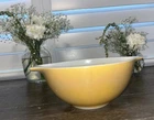Vintage Pyrex Cinderella Mixing Bowl 1 1/2 Quart 442 Handles Solid Tan? Orange?