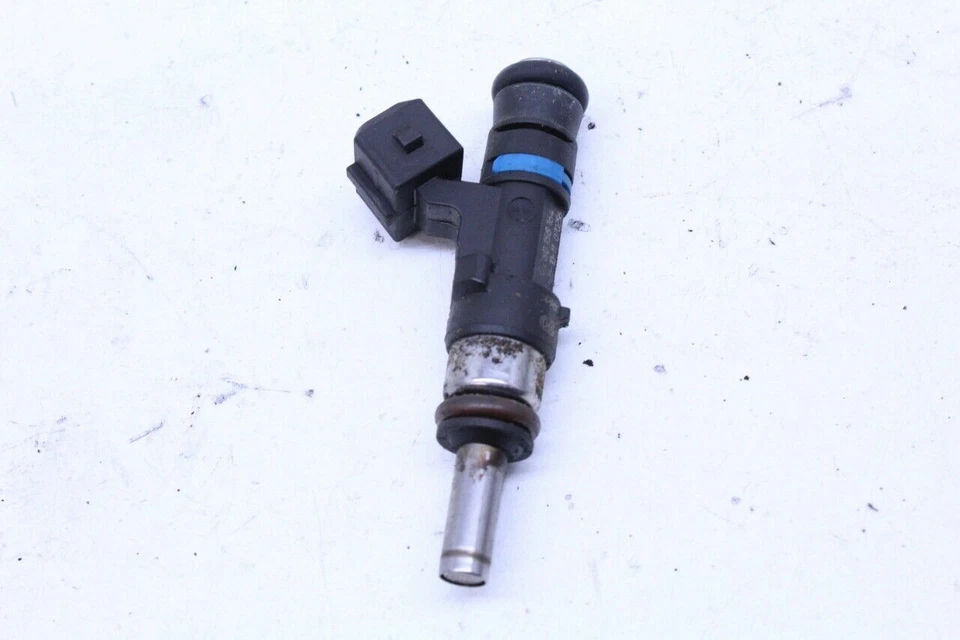 2008-2013 BMW M3 S65 Fuel Injector OEM Used Foto 2 de 4