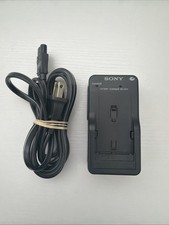 Sony BC-V615 Battery Charger for NP-500 NP-710 NP-720 NP-730 NP-930 NP-960 Oem
