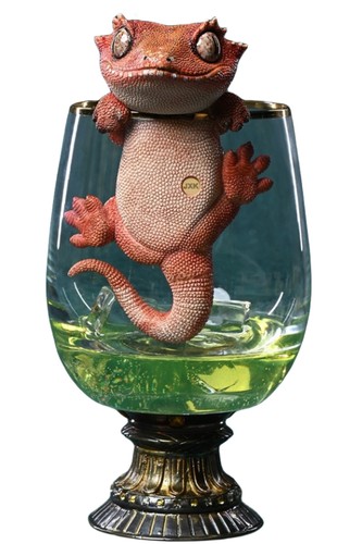 HiPlay JXK 1:1 Collectible Dog Figure: Eyelash Gecko, Hand-Painted, Safe Resin - Picture 4 of 13