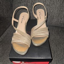 Touch of Nina Gold Glitter Strappy Slingback Stiletto Heels Women s Size 8