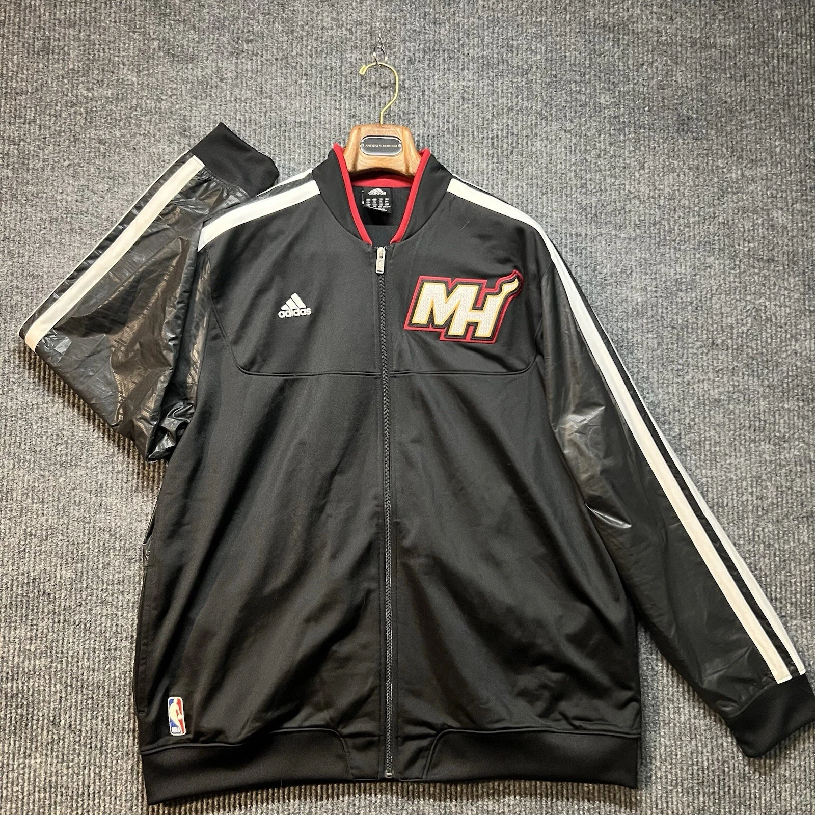 Adidas Miami Heat Warmup Jacket Mens 2XL Black 2012 Wade LeBron Bosh NBA