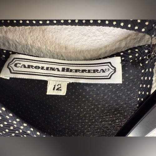 Carolina Herrera Hemd Größe 12 schwarz/weiß Langarm gepunktet Bluse Oberteil Seide - Bild 4 von 5