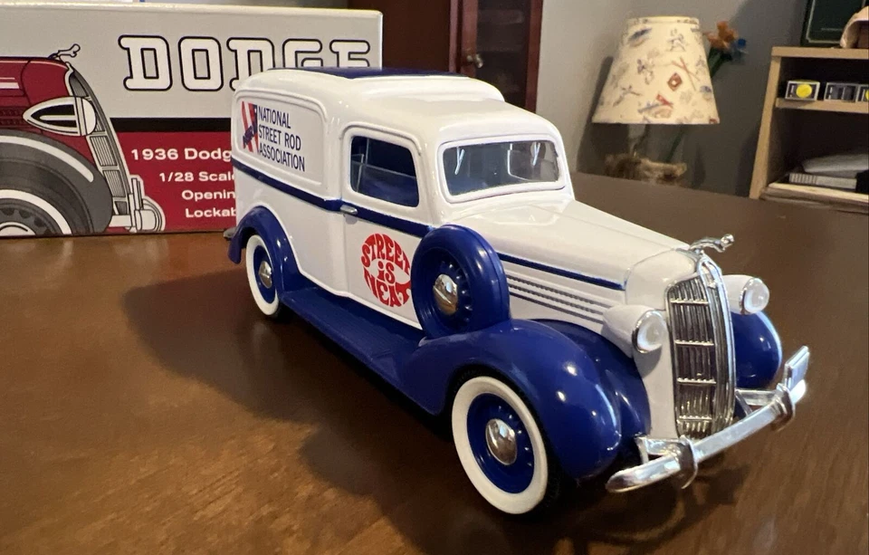 Dodge Panel Delivery Street is Neat Liberty 1936 NSRA banco de monedas fundidas a presión 1/28 Foto 4 de 4