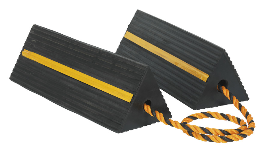 Sealey WC11 Heavy-Duty Rubber Wheel Chocks 8kg - Pair