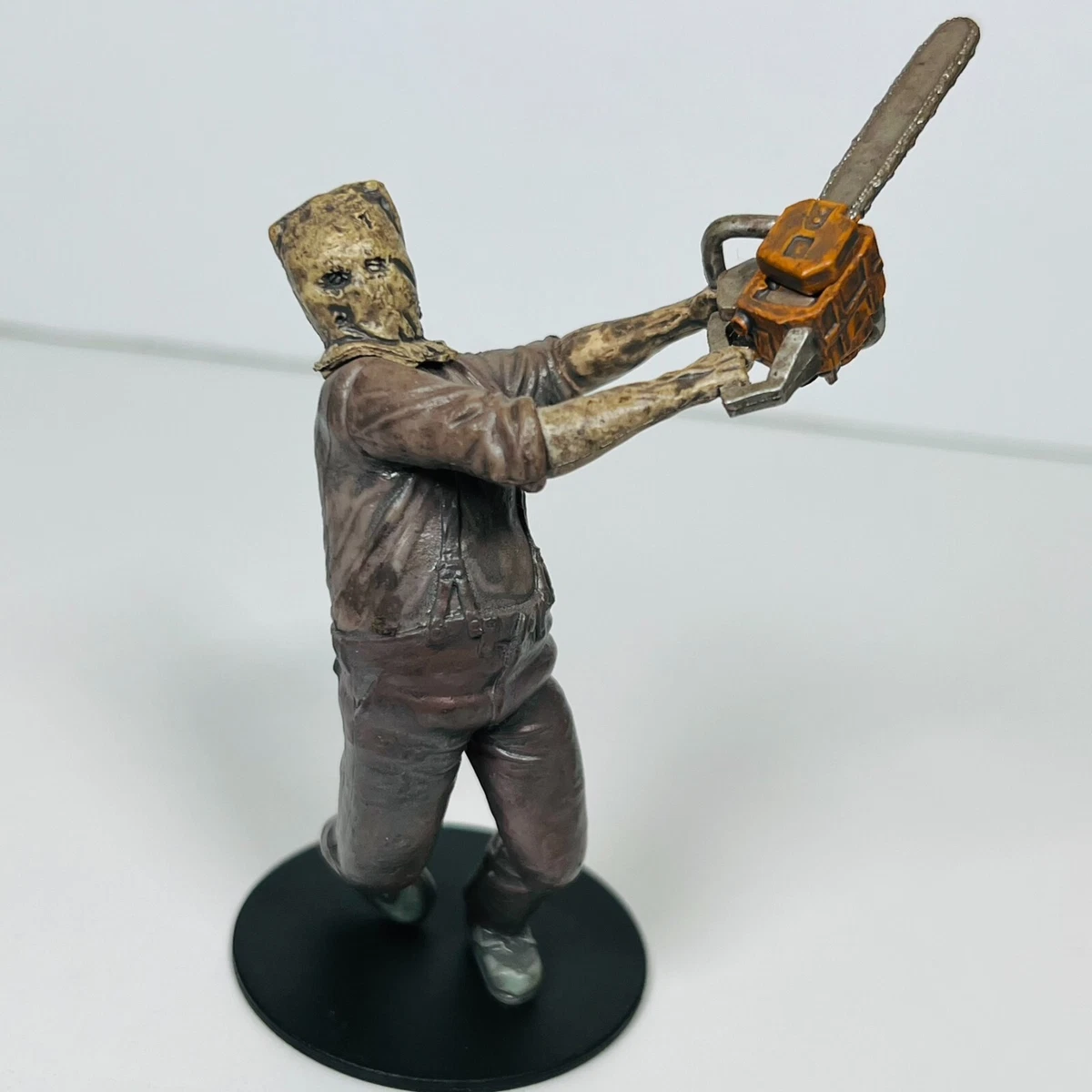 Dr Salvador Resident Evil 4 Collection Trading Mini Figure Official | eBay