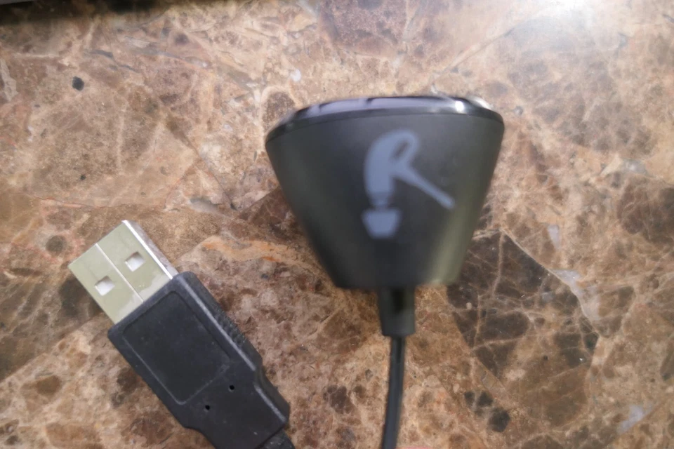 Plantronics 87236-01 USB Deluxe Charger Use W/ CS530 SAVI W430 SAVI W730 Headset - Image 2 of 3