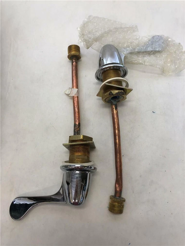 Delta 3579LF-WFLGHDF Two Handle Lavatory - Image 4 of 4