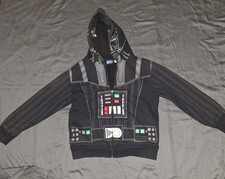 Size SM boys STAR WARS sweatshirt