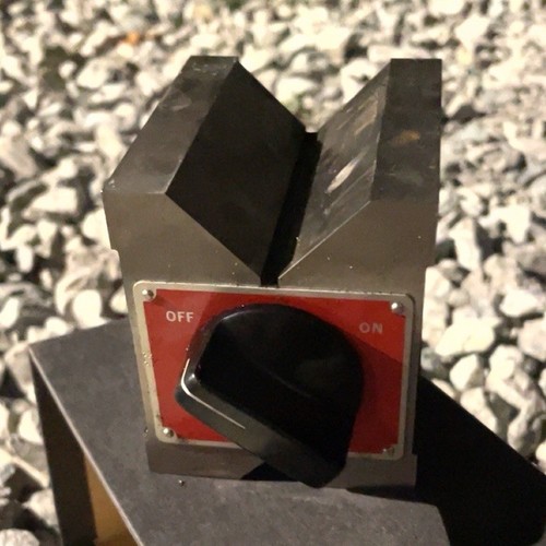Starrett No. 566 Magnetic V-Block Holder Magnetic V Block with On/Off Switch