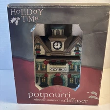 Rival 2001 Vtg Christmas City Hall Electric Simmering Diffuser Handpainted New