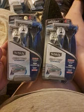 2 Schick Quattro Titanium Razor for Men