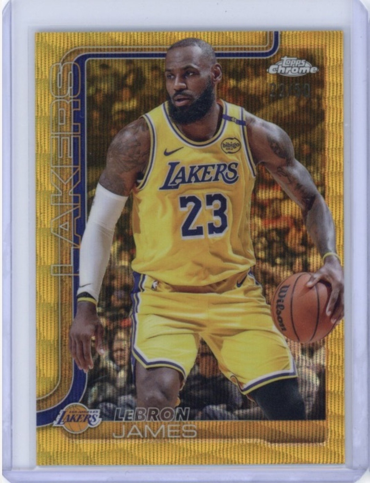 LEBRON JAMES 2025-26 TOPPS CHROME #127 GOLD WAVE REFRACTOR /50 LAKERS