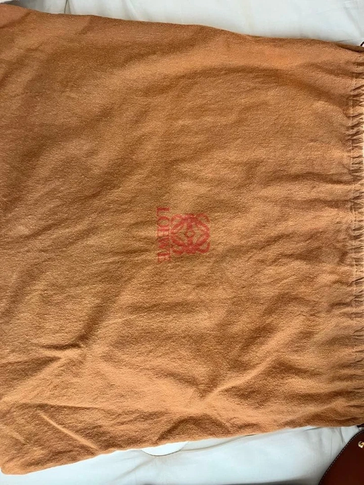 Auténtica Mochila LOEWE Anton 307.10.L72 Mochila de Cuero Naranja Foto 2 de 4