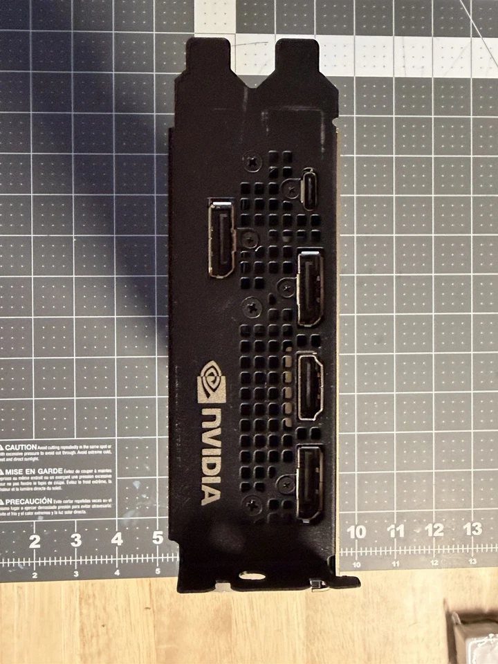 NVIDIA Titan RTX 24GB GPU GDDR6 PCIe 3.0 CUDA Graphics Video Card - Image 3 of 3