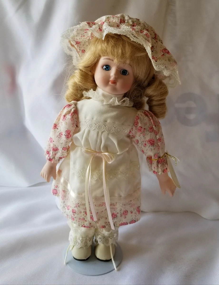 Vintage Alberon Collector Porcelain Doll. Alberon Dolls London.