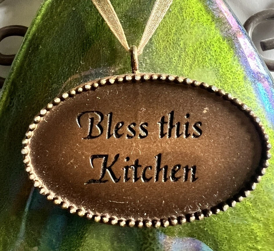 Passlands Road Glass Bless This Kitchen Angel placa adorno 5” x 6” rústico Foto 2 de 4