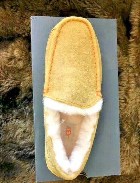 UGG Men\'s Ascot Slipper chestnut suede and sheep wool lined slip ons NIB! NEW! UGG Mens Ascot Suede Slip ons Chestnut/CMRB/Orange  main image 2