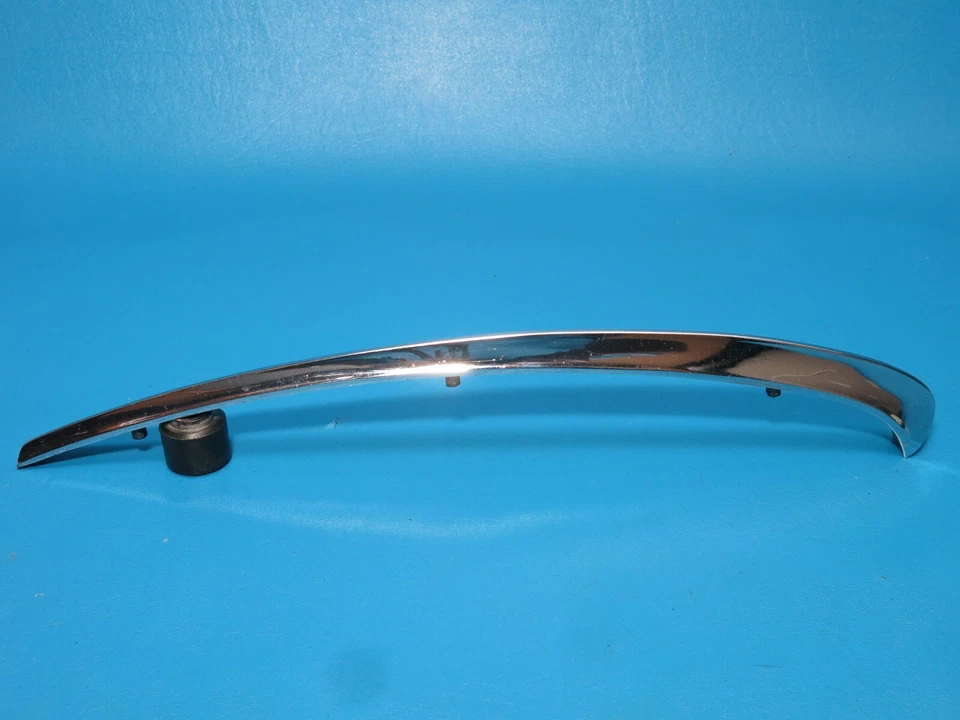 Excelente moldura de carcasa de faro usado GM 1939 Oldsmobile serie 70 80 923523 Foto 4 de 4