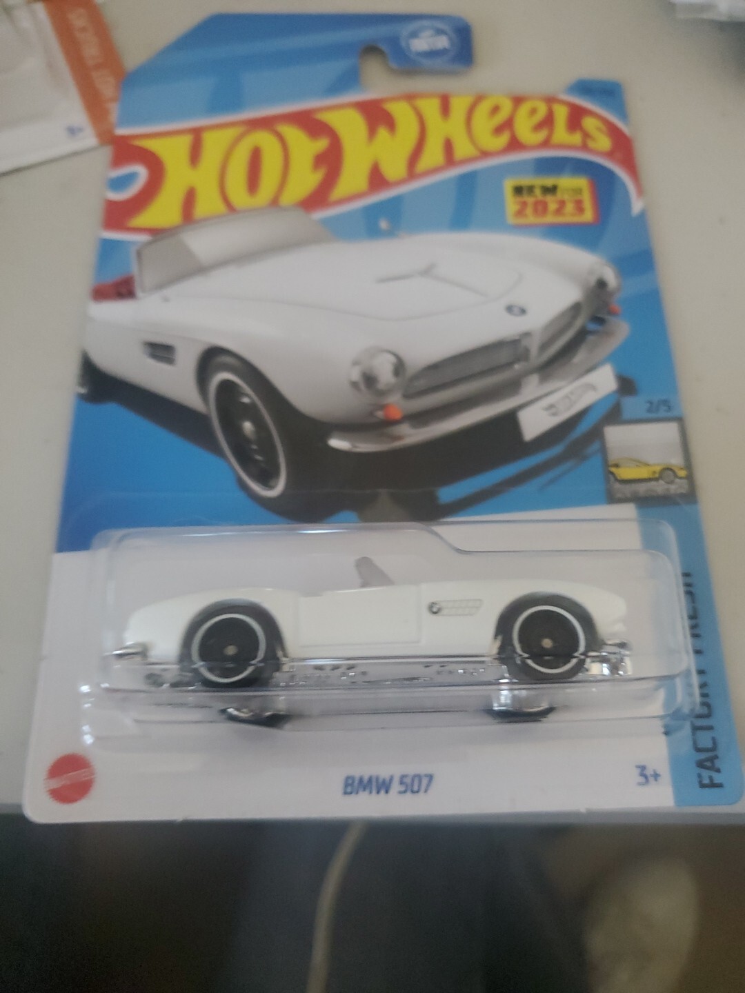 Hot Wheels ~ BMW 507 ~ Factory Fresh 2/5 ~ Roadster ~ 120/250 ~ White