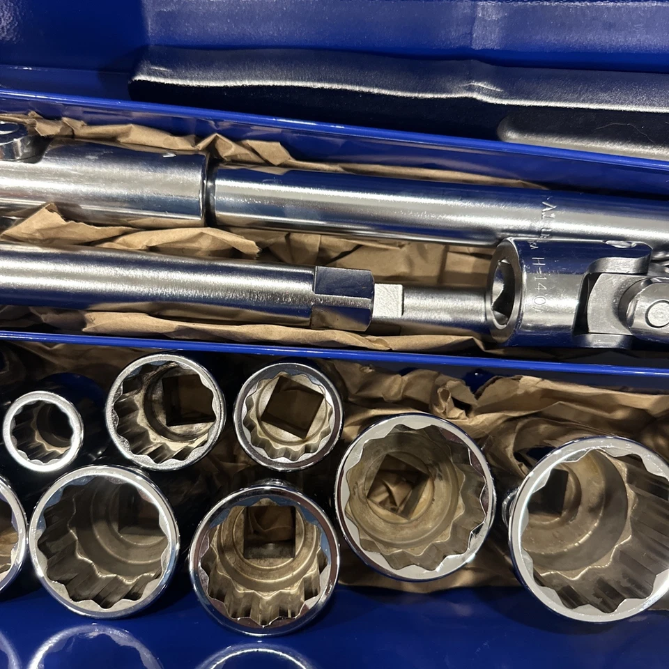 Williams 20 Pc 3/4-Inch Drive Metric Socket & Drive Tool Set W/ Tool Box USA New - Image 3 of 4