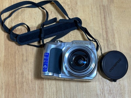 Olympus SP-510UZ Digital Camera 7.1 Megapixel 10× Optical Zoom - Picture 1 of 9