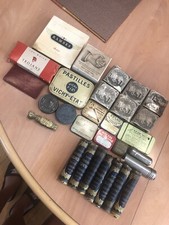 Pin's à coudre époque guerre civile récipients et rouleaux de parfum
