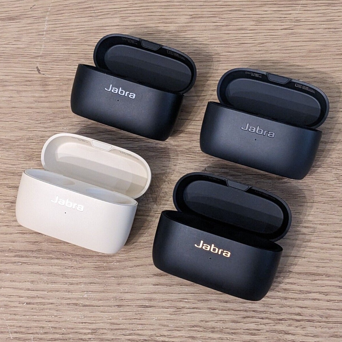 Charging Case Apple Airpods Vs Jabra 75t Charging Case ONLY Jabra