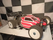 ARTR TEAM ASSOCIATED RC8B3.1E 4WD RACING BUGGY TEKIN RX8 G3 SAVOX TURNIGY 2100KV